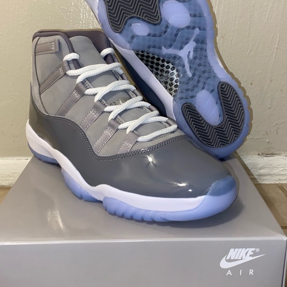Air Jordan Retro 11 cool grey